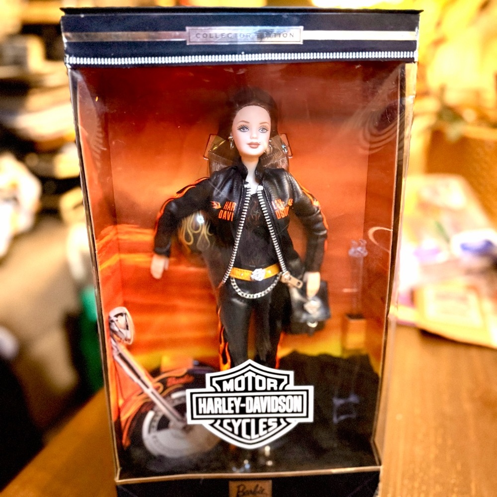 VTG Y2K Harley-Davidson Barbie Collector Doll by Mattel New in Box